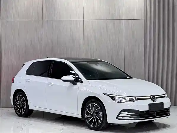 Volkswagen Golf 2024