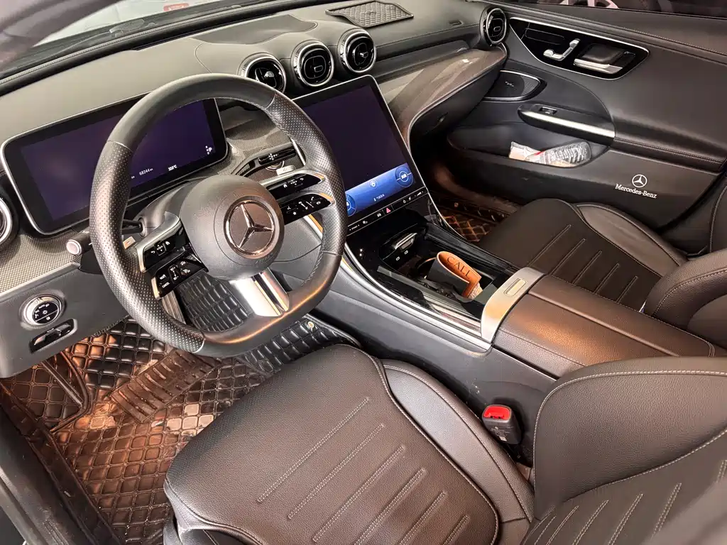 Mercedes-Benz C-Class 2023