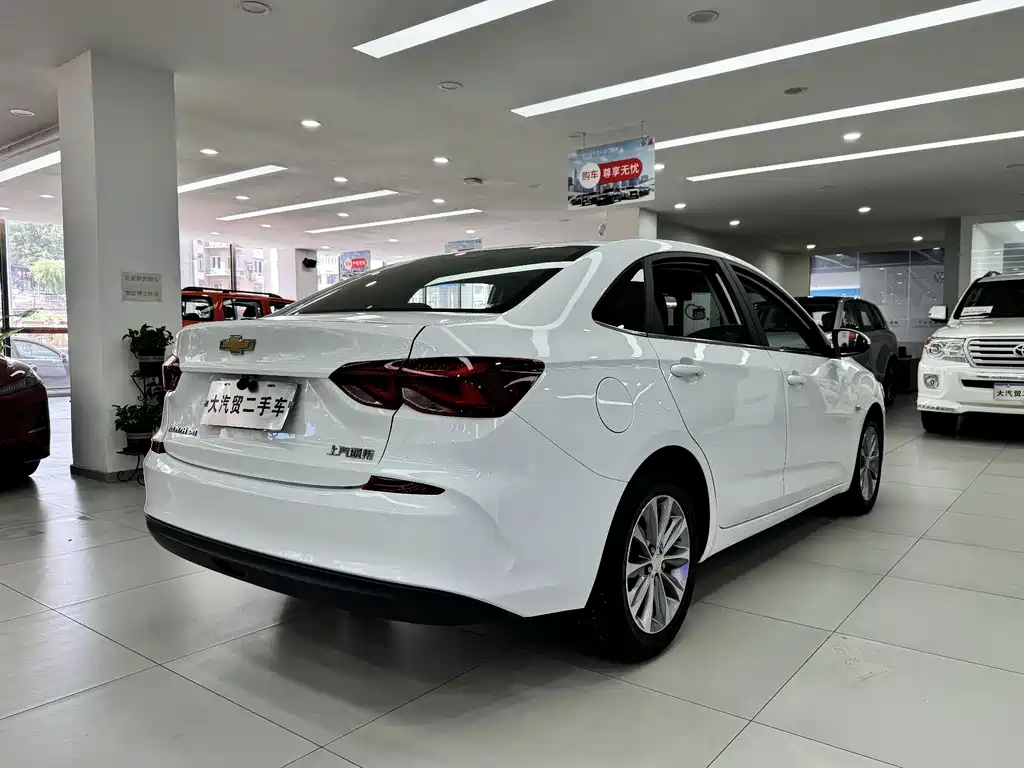 Chevrolet Cruze 2021