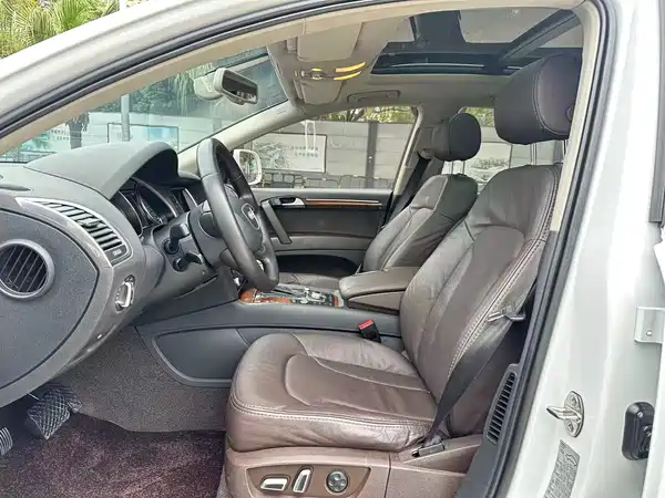 Audi Q7 2014