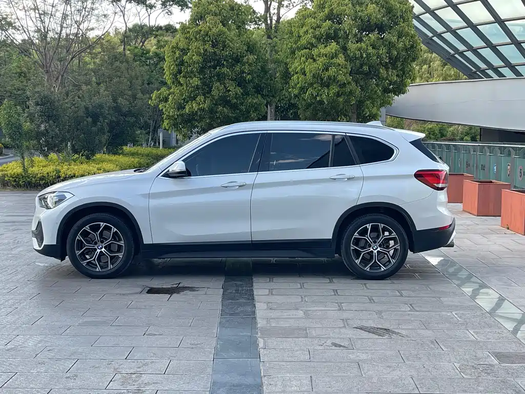BMW X1 2020 — фото 7