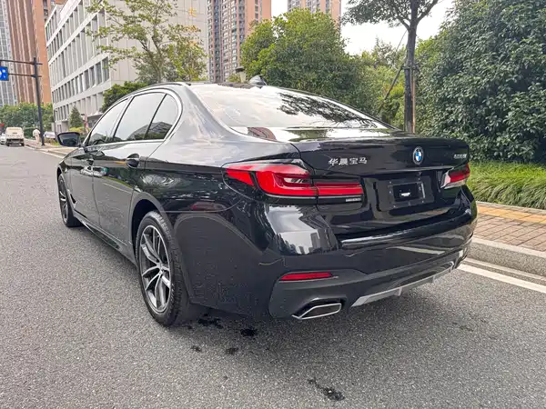 BMW 5 Series 2023