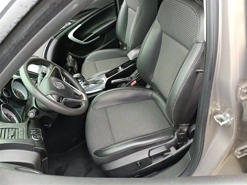 Buick Regal 2015 — фото 15