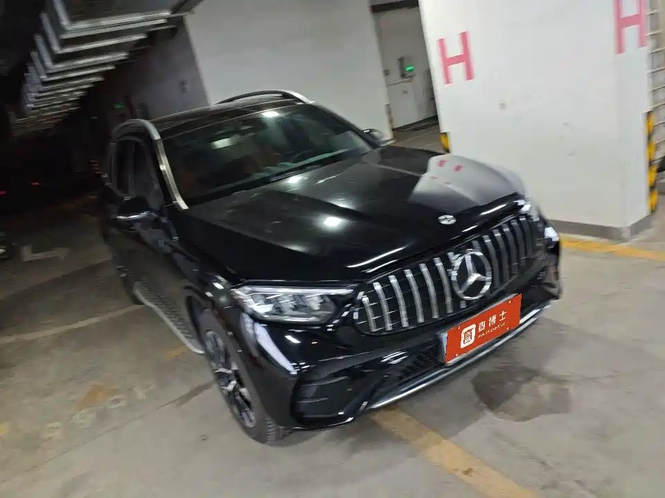 Mercedes-Benz GLC 2023