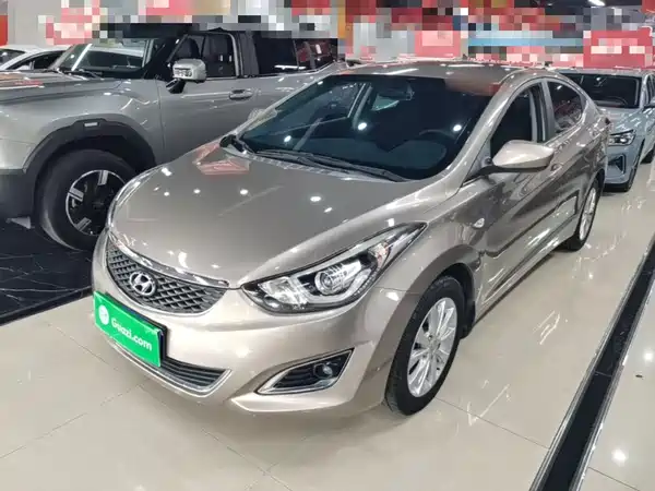 Hyundai Elantra Langdong 2017