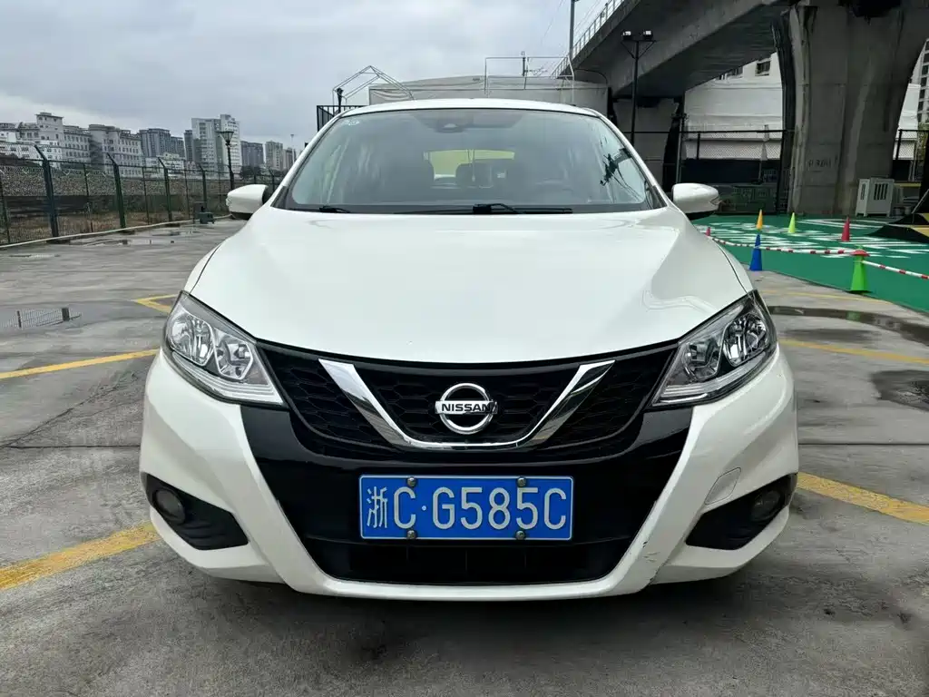 Nissan Tiida 2020