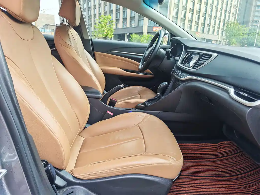 Buick Excelle 2018 — фото 11