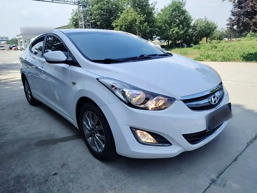 Hyundai Elantra 2016
