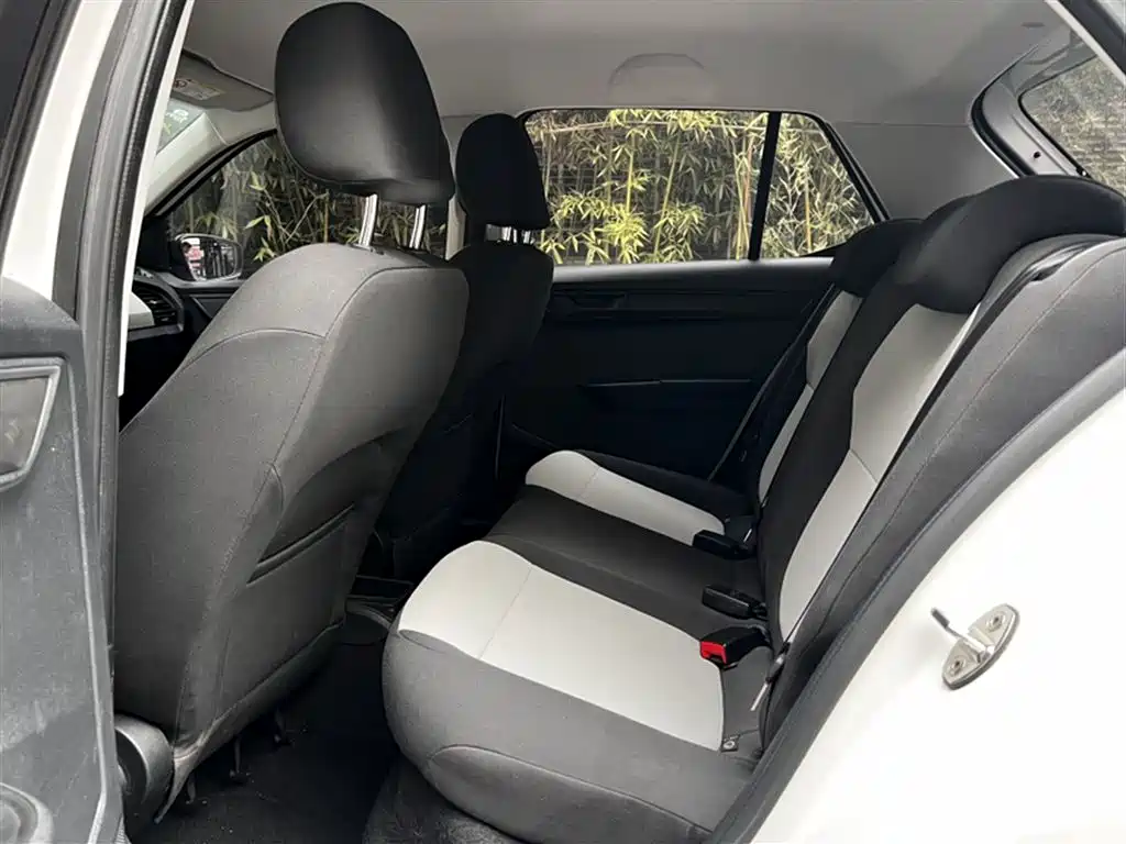 Skoda Fabia 2019 — фото 14