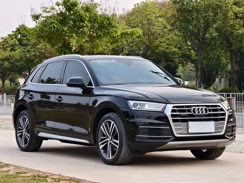 Audi Q5L 2021 — фото 3