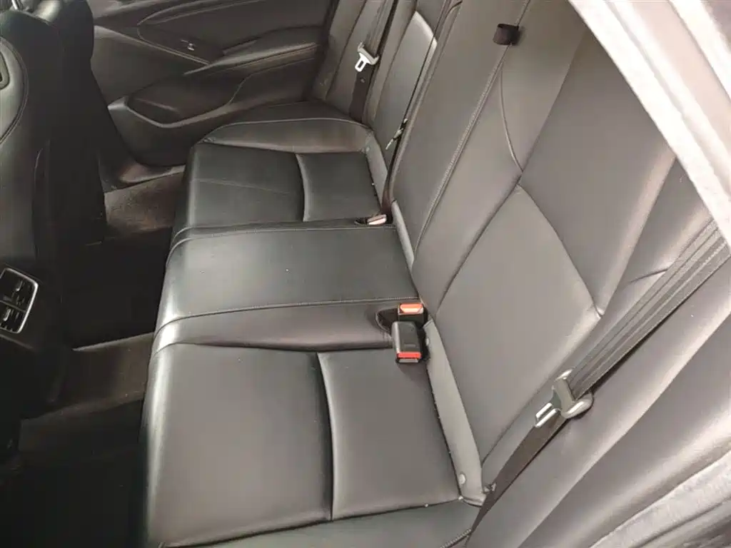 Honda Accord 2021 — фото 24