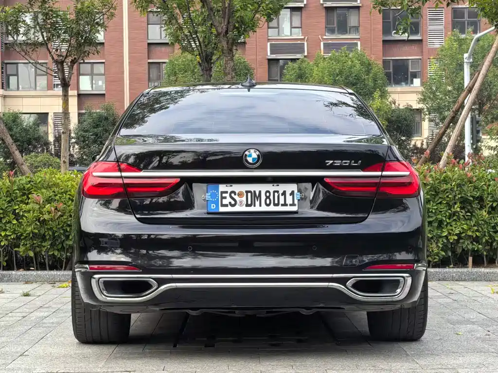 BMW 7 Series 2019 — фото 3