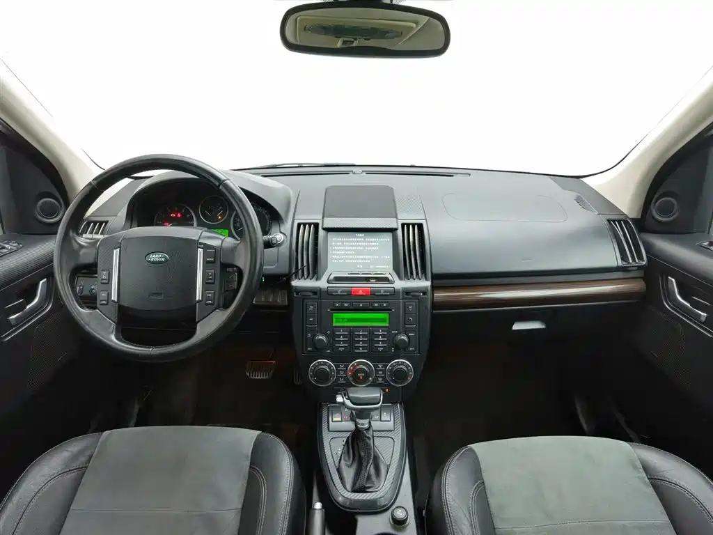 Land Rover Freelander 2 2012 — фото 24