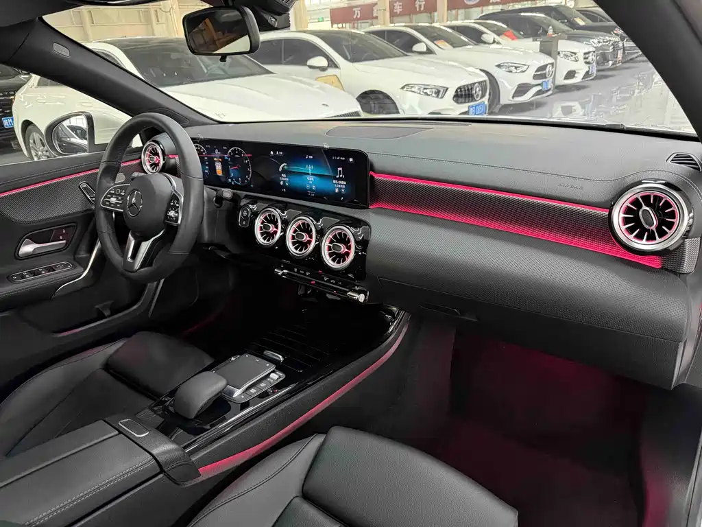 Mercedes-Benz A-Class 2021 — фото 18