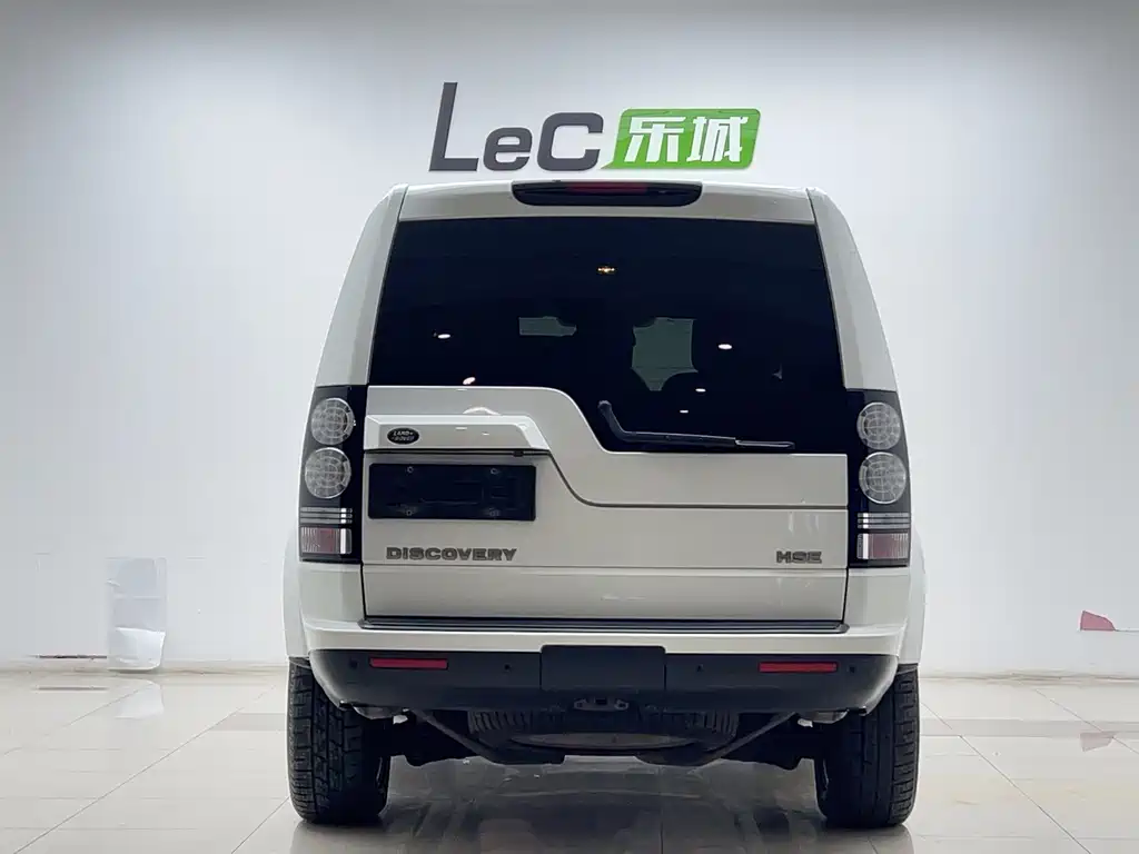 Land Rover Discovery 2015 — фото 16