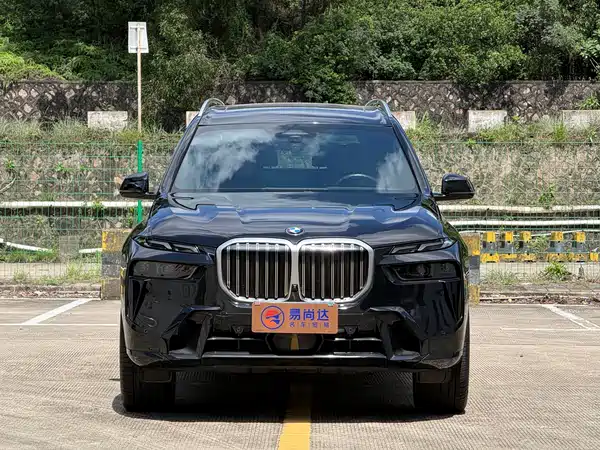 BMW X7 2024