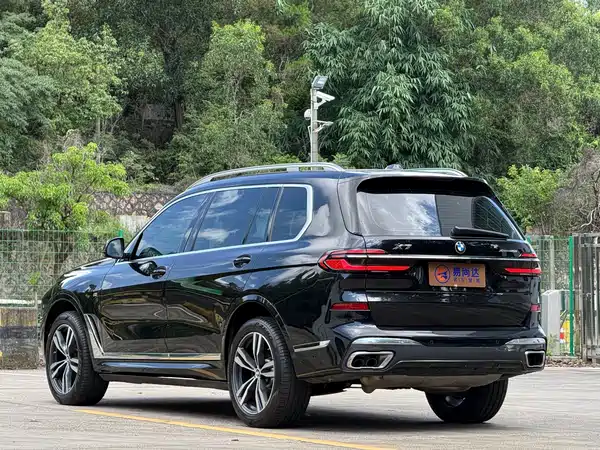 BMW X7 2024