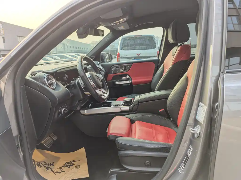 Mercedes-Benz GLB AMG 2021 — фото 11
