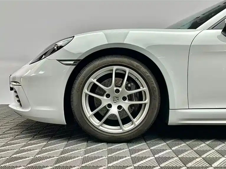 Porsche 718 2024 — фото 8