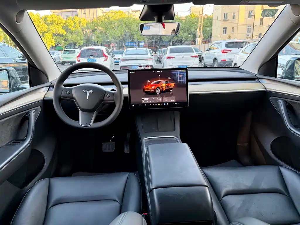 Tesla Model Y 2022 — фото 24