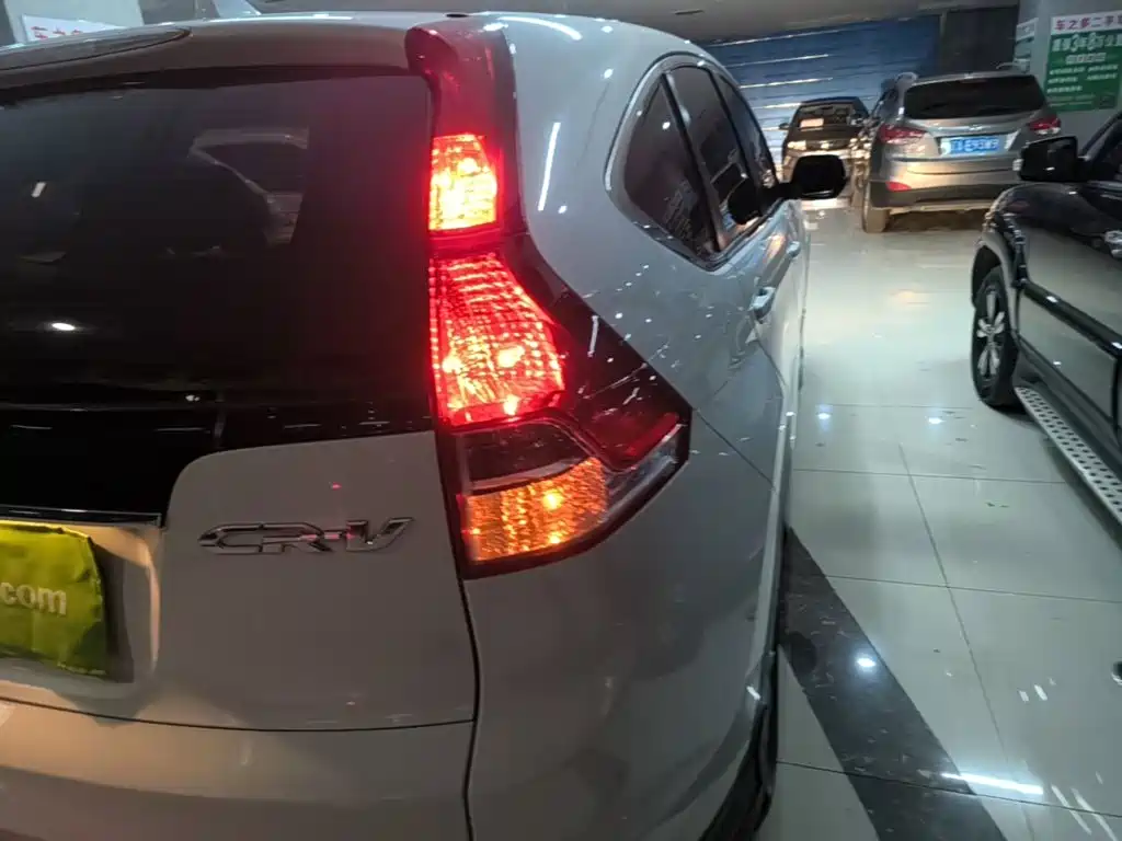 Honda CR-V 2015 — фото 8