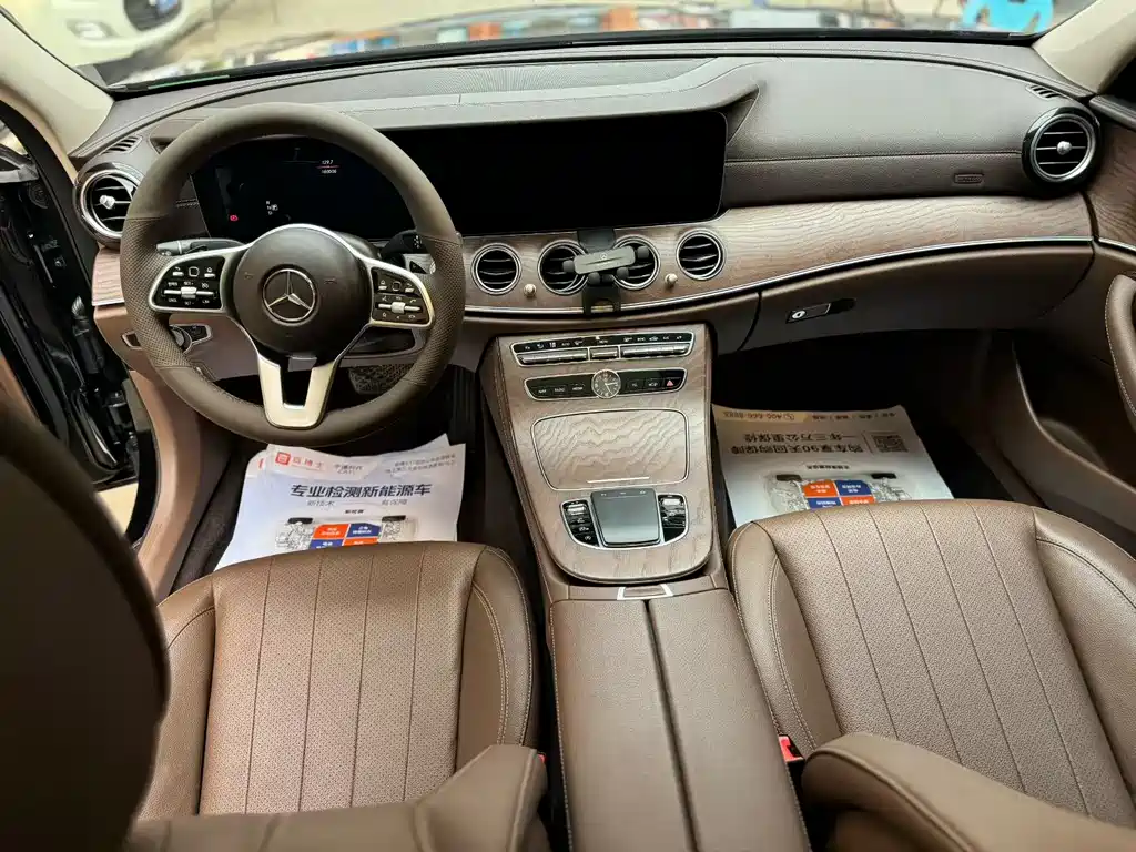 Mercedes-Benz E-Class 2020 — фото 7