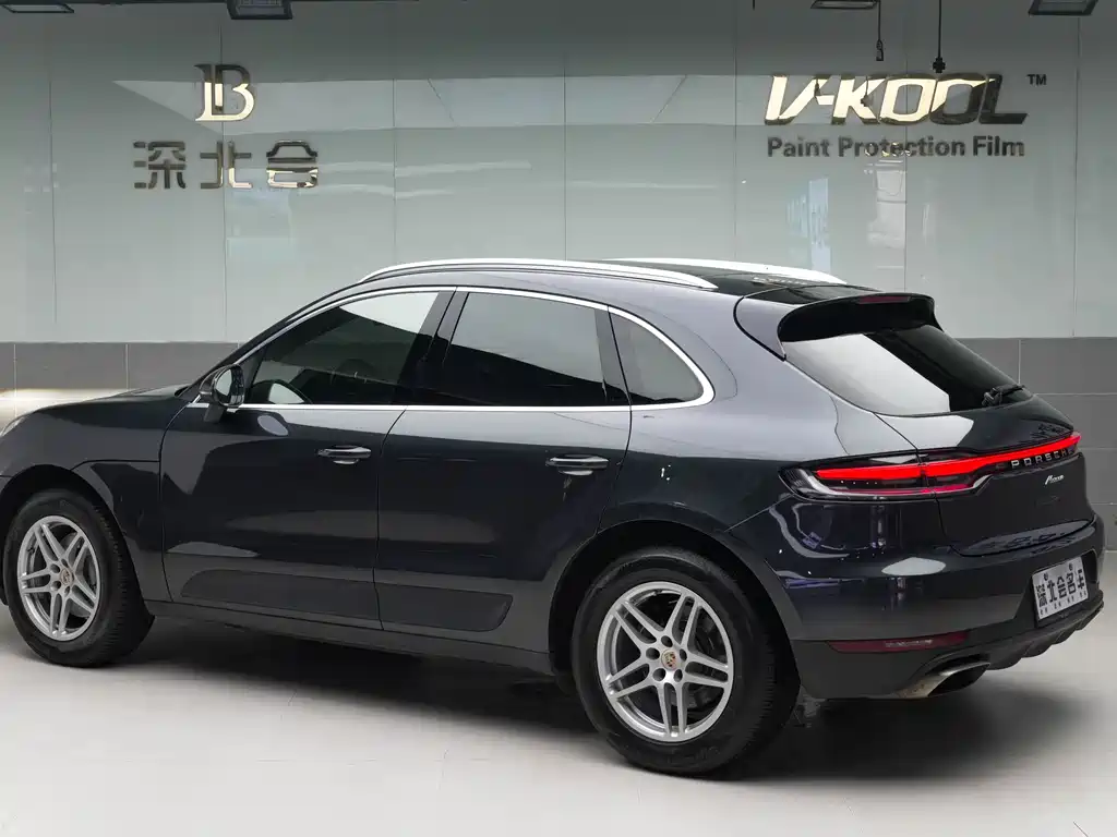 Porsche Macan 2020 — фото 23