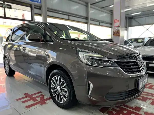 Buick GL8 2022