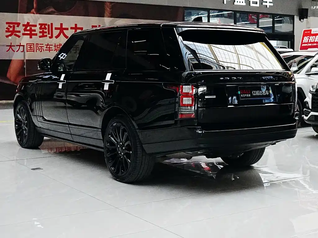 Land Rover Range Rover 2018 — фото 13