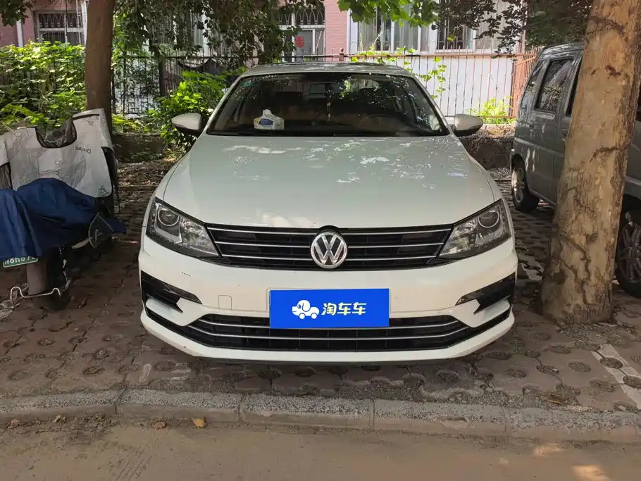 Volkswagen Sagitar 2019