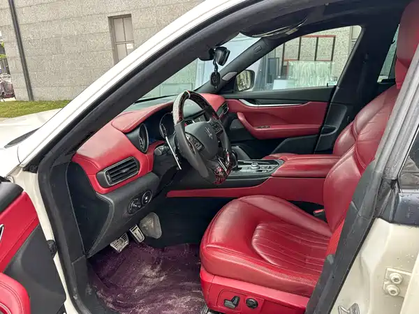 Maserati Levante 2018