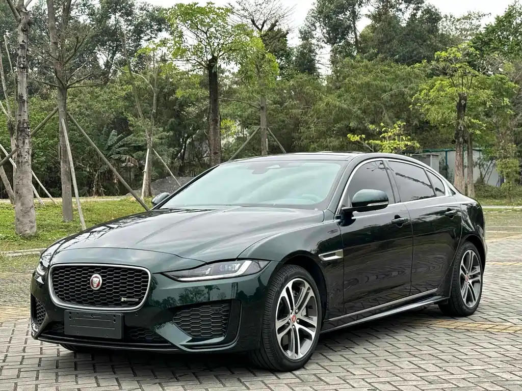 Jaguar XEL 2023 — фото 1