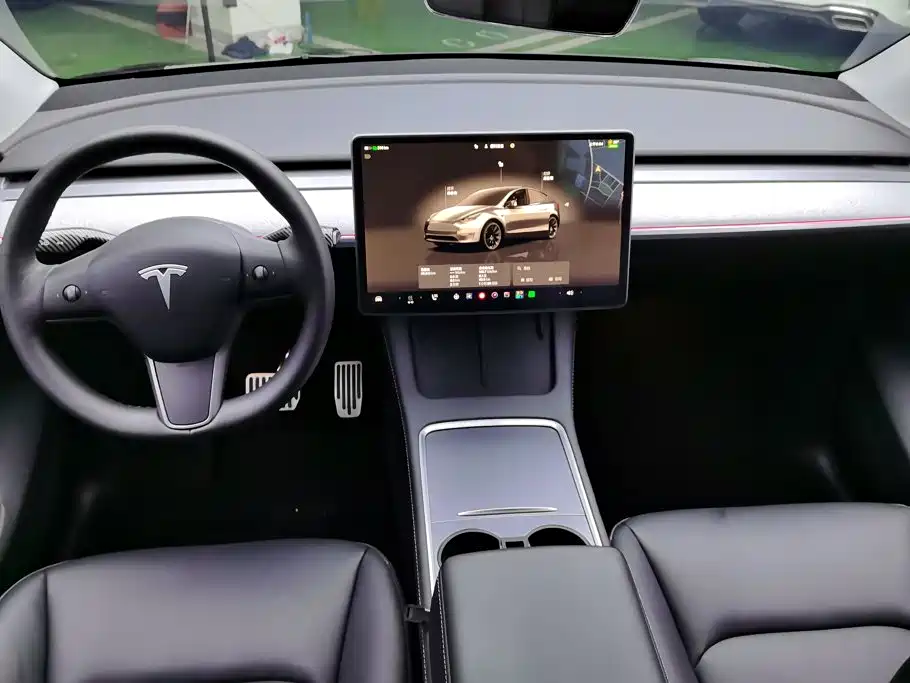 Tesla Model Y 2022 — фото 12