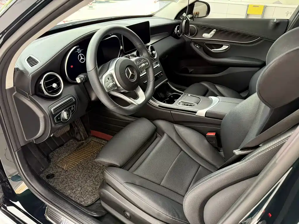 Mercedes-Benz C-Class 2020 — фото 3