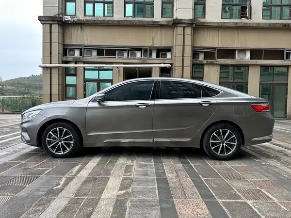 Geely Borui 2021