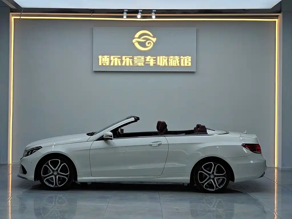 Mercedes-Benz E-Class 2016 — фото 19