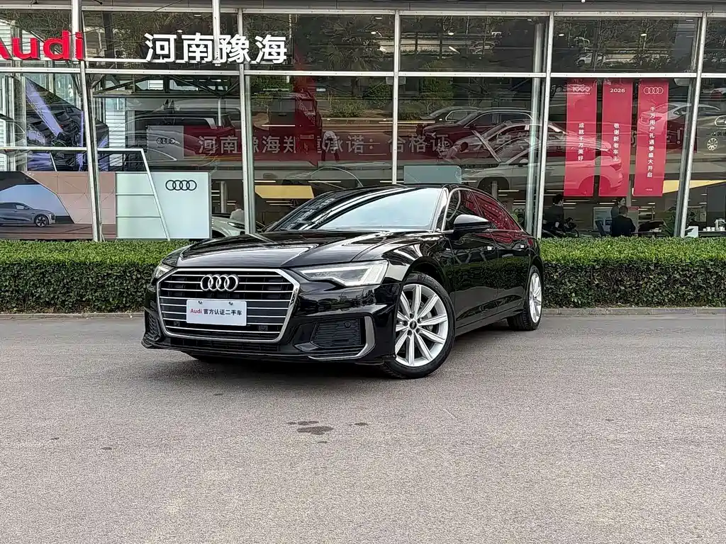 Audi A6L 2022 — фото 1