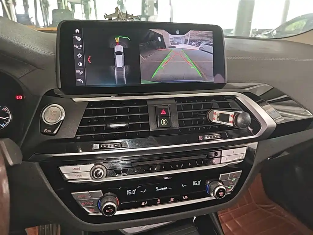 BMW X3 2019 — фото 13