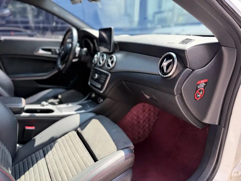 Mercedes-Benz CLA 2017 — фото 22