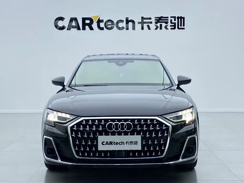 Audi A8 2023 — фото 2