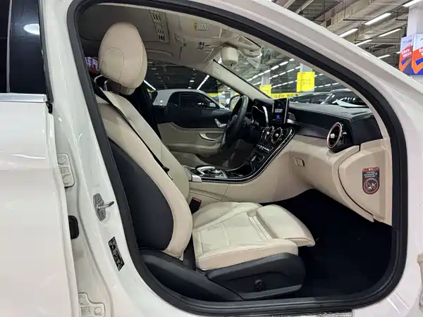 Mercedes-Benz C-Class 2016