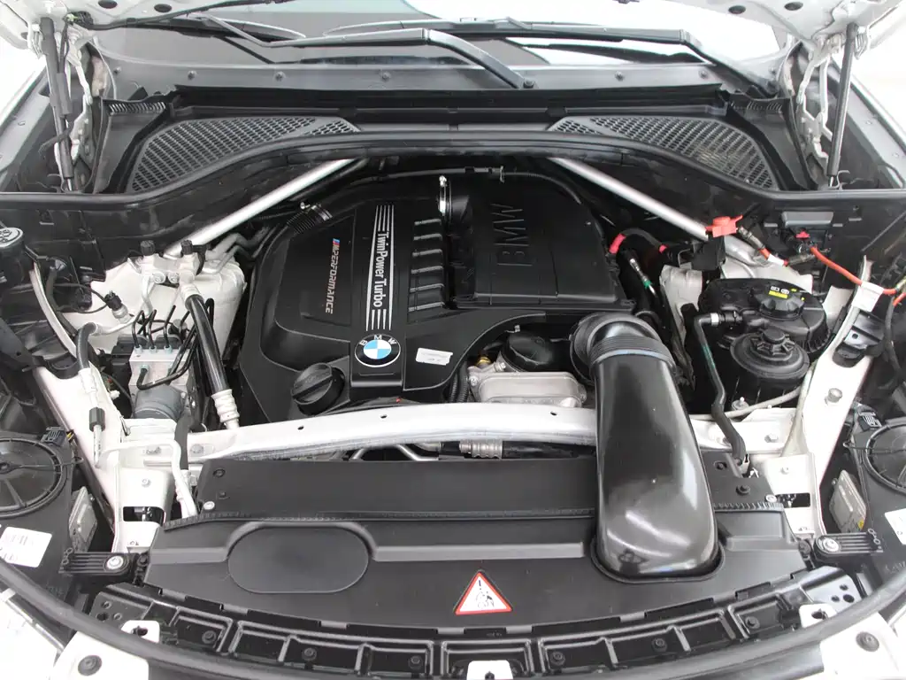 BMW X5 2015 — фото 14