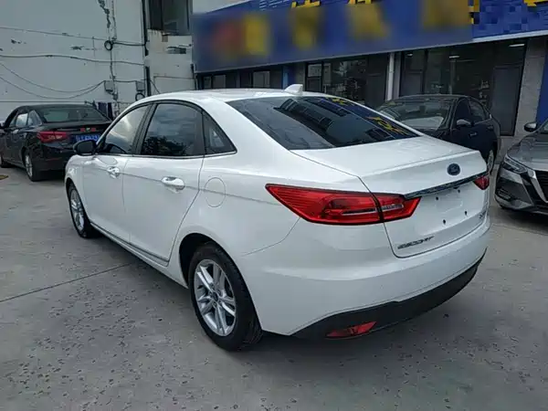 Ford Escort 2020