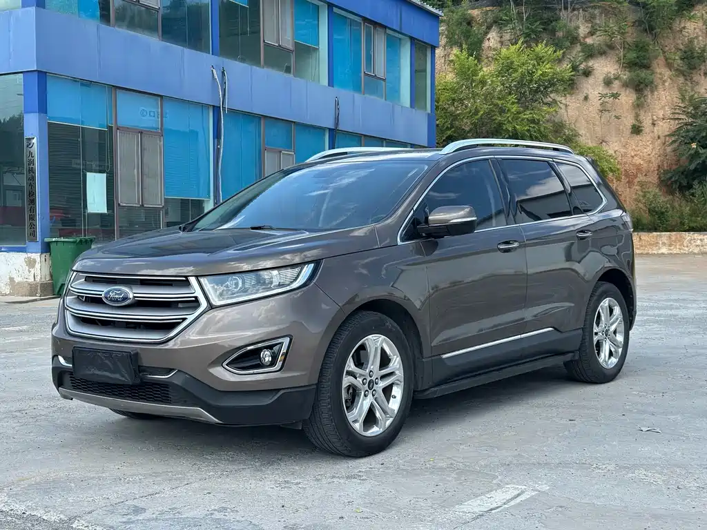 Ford Edge 2017 — фото 1