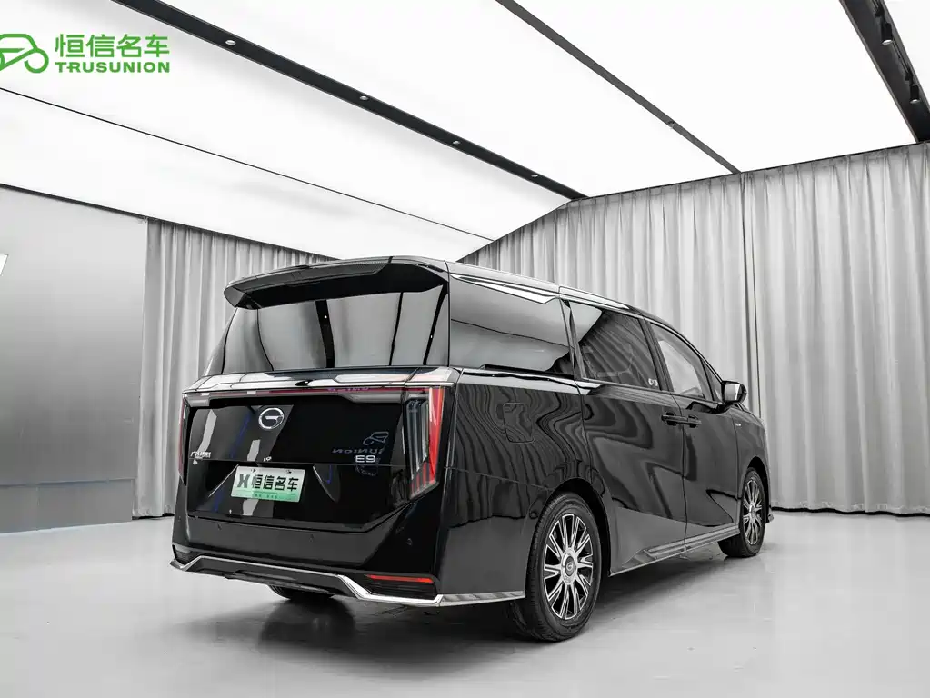 GAC Motor Trumpchi E9 2024 — фото 6