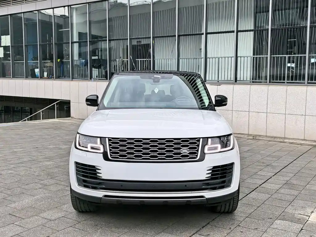 Land Rover Range Rover 2022 — фото 2