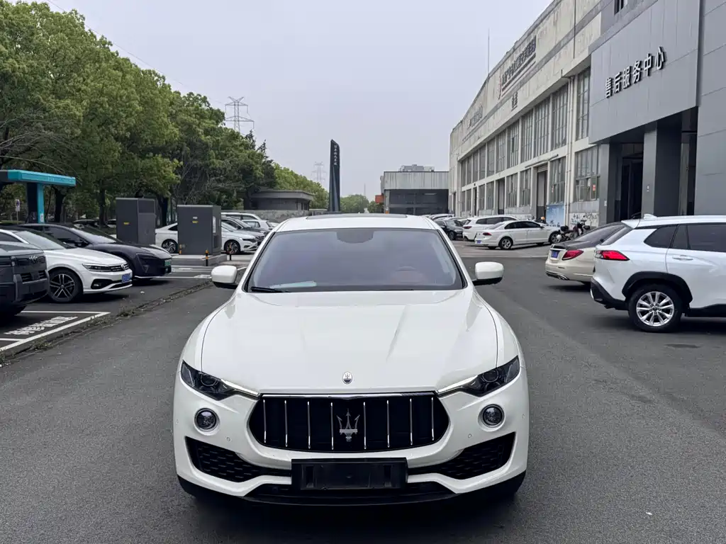 Maserati Levante 2018 — фото 3