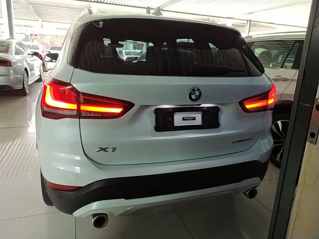BMW X1 2020 — фото 6