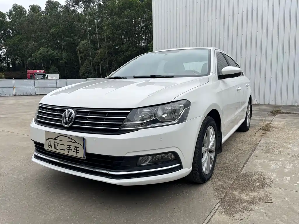 Volkswagen Lavida 2016