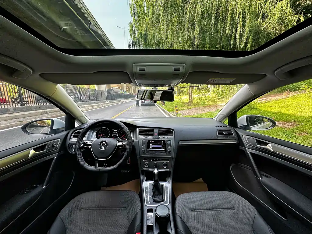 Volkswagen Golf 2015 — фото 17